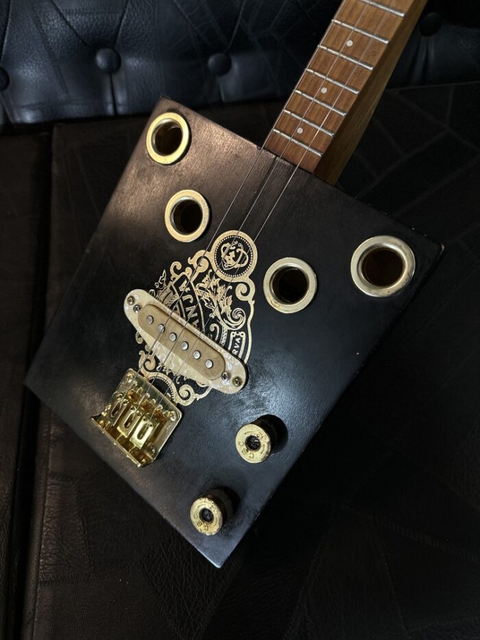 Laranja Oversound Calibre 12 GOLD & BLACK