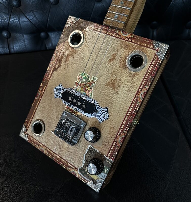 Flor de Las Antilhas Classics Essential - Custom Shop